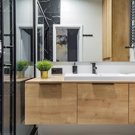 Przy Piotrkowskiej A * ウッチ