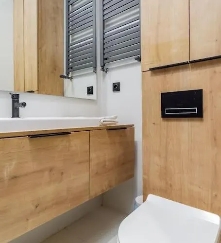 Przy Piotrkowskiej A *